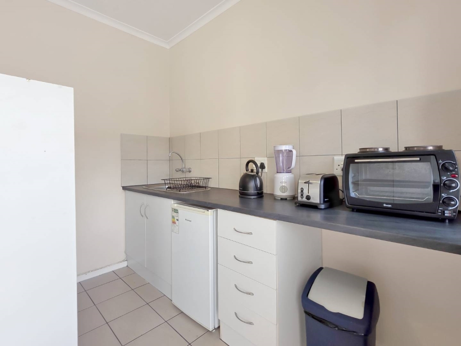 2 Bedroom Property for Sale in Gardens Western Cape